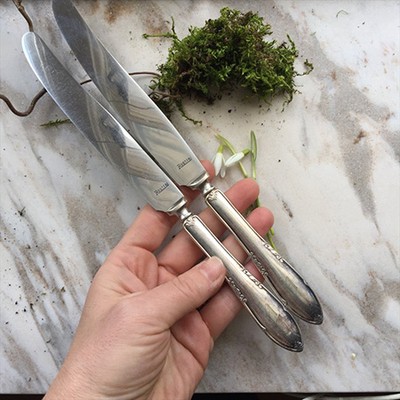 Нож столовый «Мария» с вензелями, 24 см