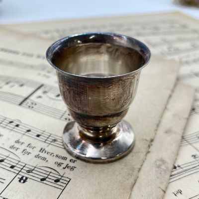 Подставка для яйца 5 см серебрение