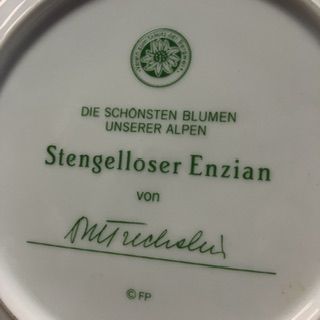 Тарелка Franklin Porcelain Альпийские цветы Stengelloser Enzian 20 см фарфор Германия