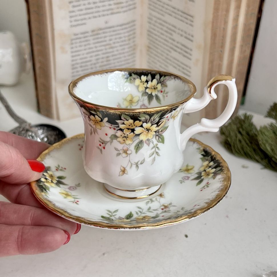 Кофейная пара Royal Albert 1982 Royal Ascot 130 мл Англия