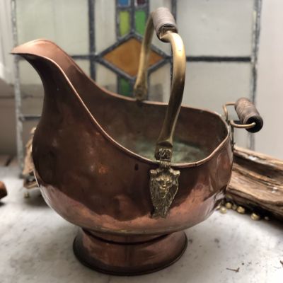 Медный большой зольник со львами