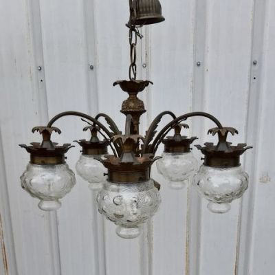 Люстра с плафонами Рыцарская бронза Голландия