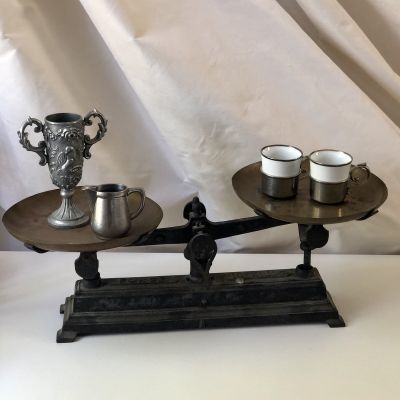 Весы рыночные чугун с 2 чашами 