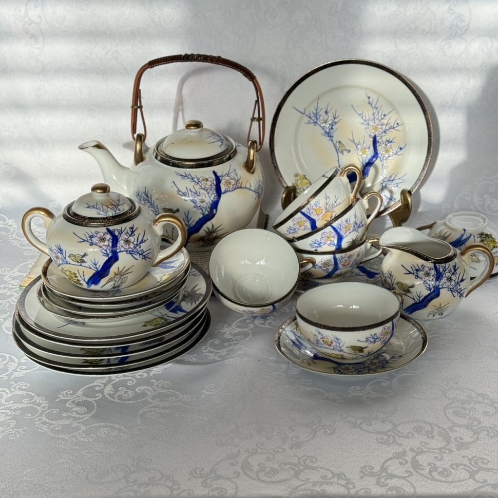 Молочник Ветка сакуры 180 мл фарфор Япония         