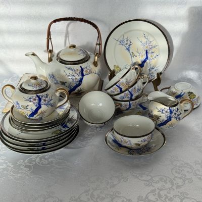 Молочник Ветка сакуры 180 мл фарфор Япония         