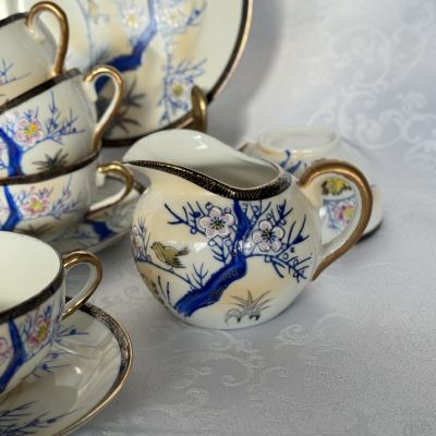 Молочник Ветка сакуры 180 мл фарфор Япония         