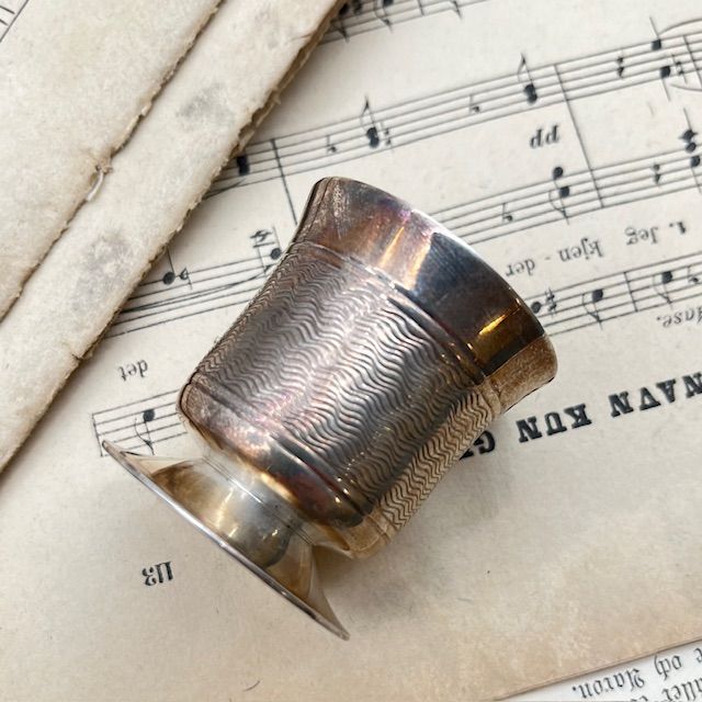 Подставка для яйца 5 см серебрение