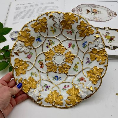 Блюдо Meissen 28 см Мейсенский цветок золочение 1924-34 г Германия