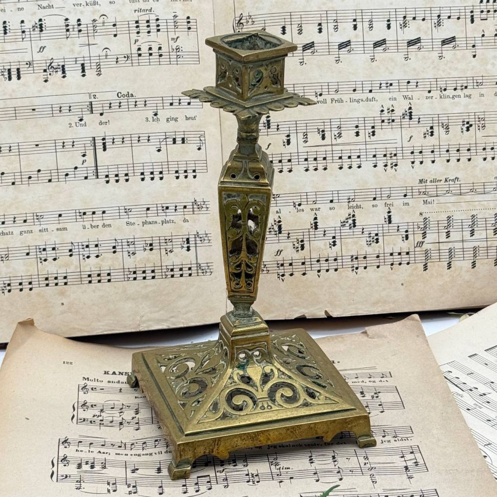 Подсвечник на одну свечу 22 см латунь Франция