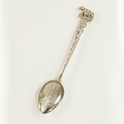 Сувенирная ложка с изображением Колизея 