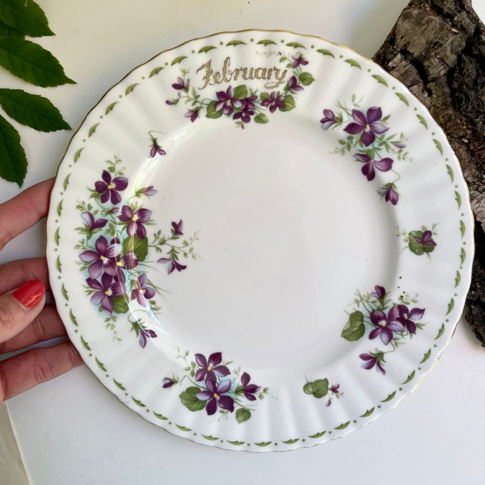 Тарелка Royal Albert 12 месяцев Февраль 21 см Англия