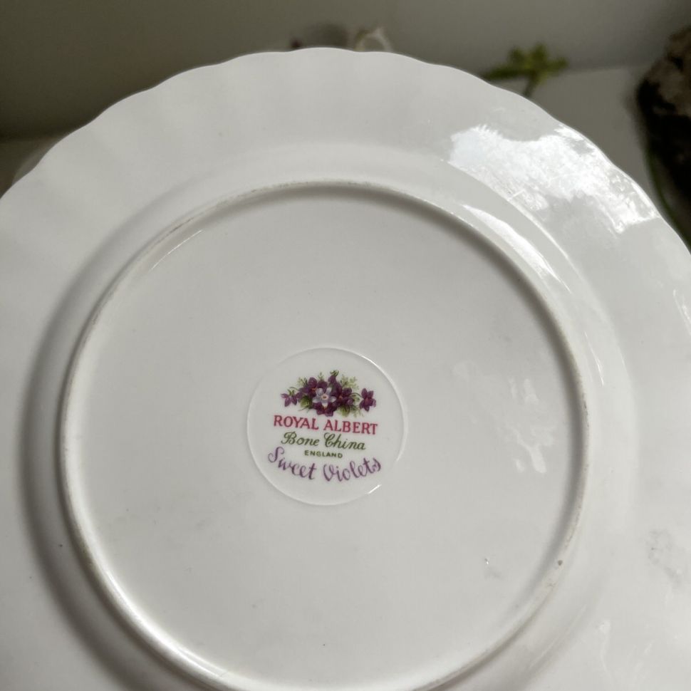 Кофейная пара Sweet Violets Royal Albert 130 мл Англия