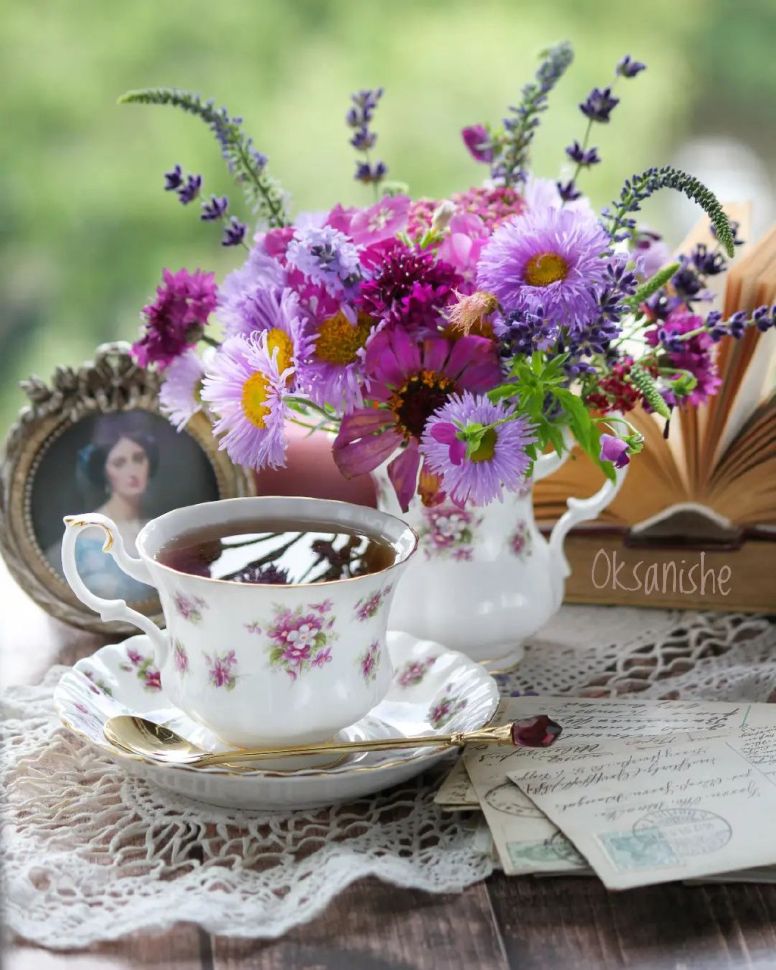 Кофейная пара Sweet Violets Royal Albert 130 мл Англия